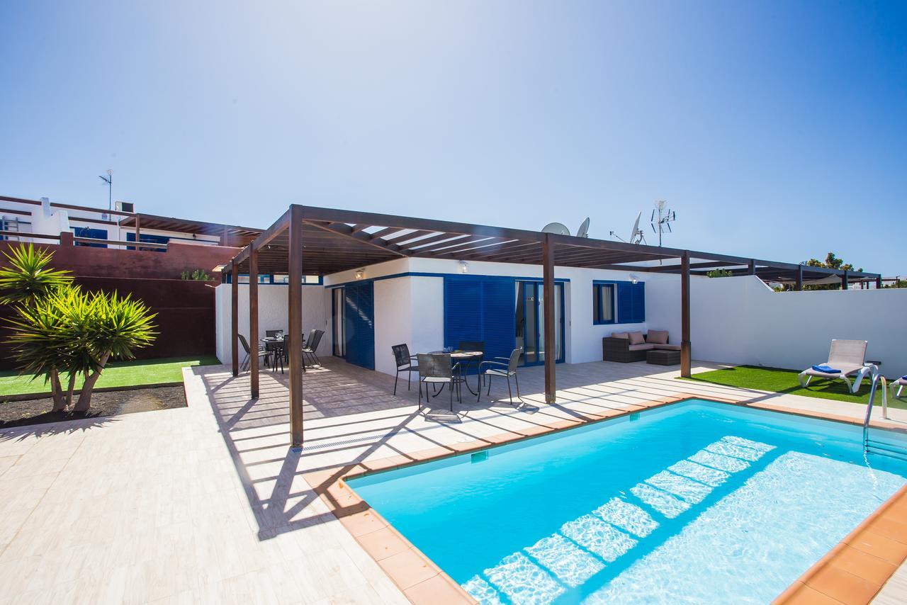 Las Marinas Deluxe Playa Blanca  Exterior photo